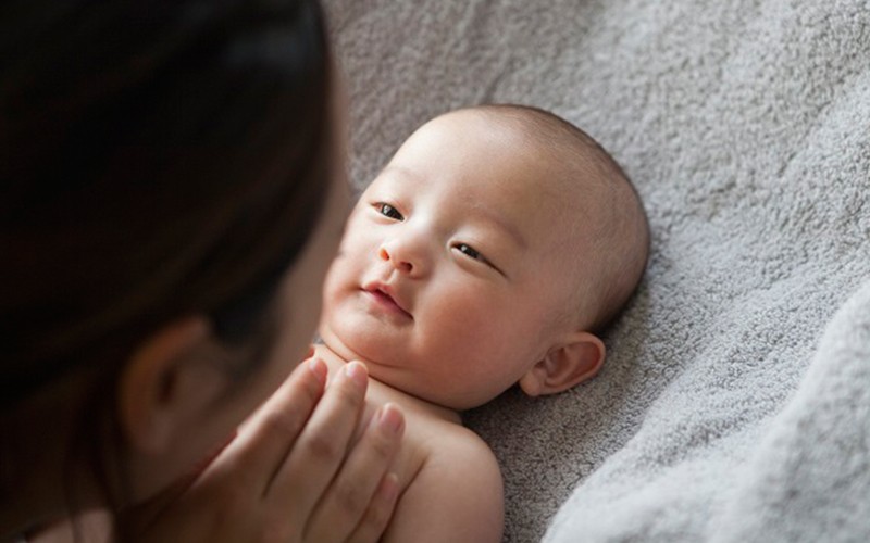 新手孕婦懶人包｜港怡醫院優質多元化產科服務#4 嬰幼兒按摩班 親密連繫好處多